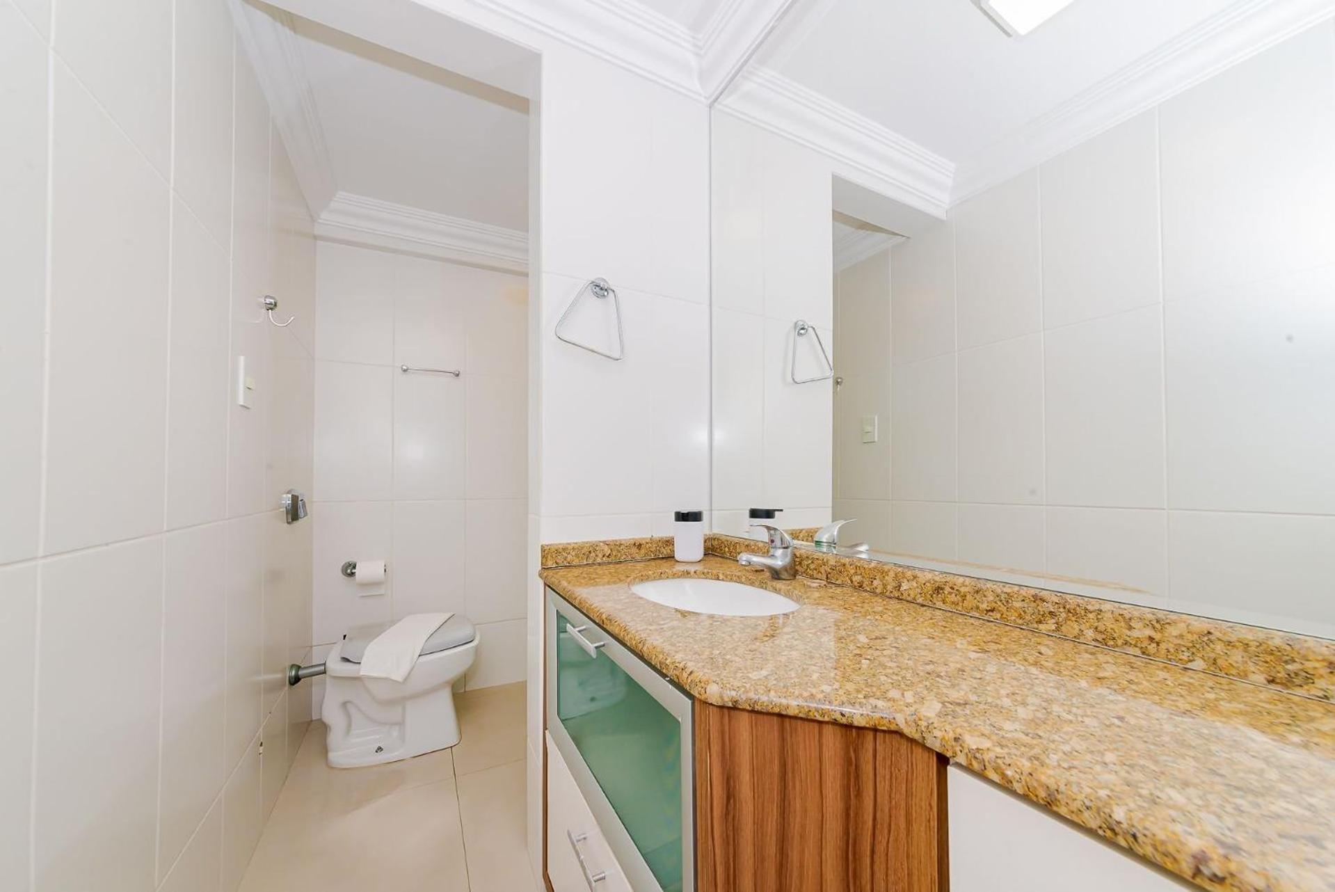 Apto Amplo 1Suite Mais 2Quartos - Quadra Mar 50M Da Praia - Somente Familiares บัลเนอาริโอ กังโบริว ภายนอก รูปภาพ